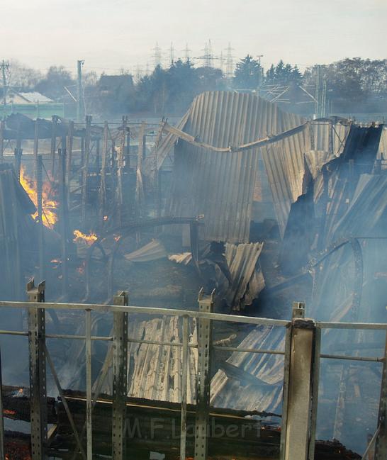 Grossbrand Holzlager Siegburg Industriestr P118.JPG